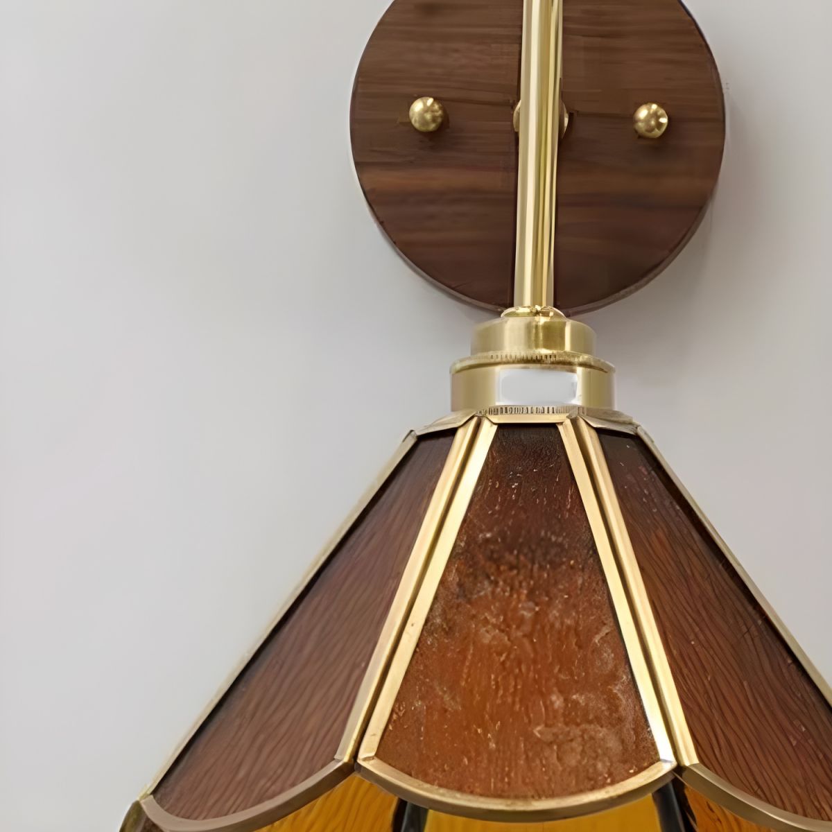 Nzmarket™ Vintage Brass & Glass Wall Light – Antique Classic Style