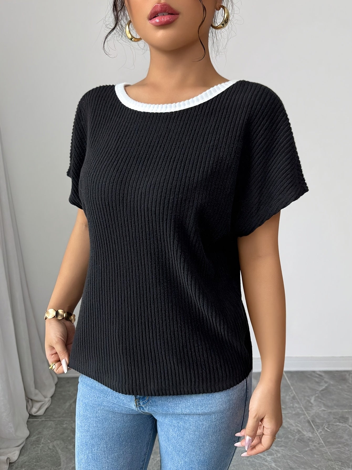Nzmarket™ Veloria V-Neck Bow Back T-Shirt – Casual Chic, Lightweight