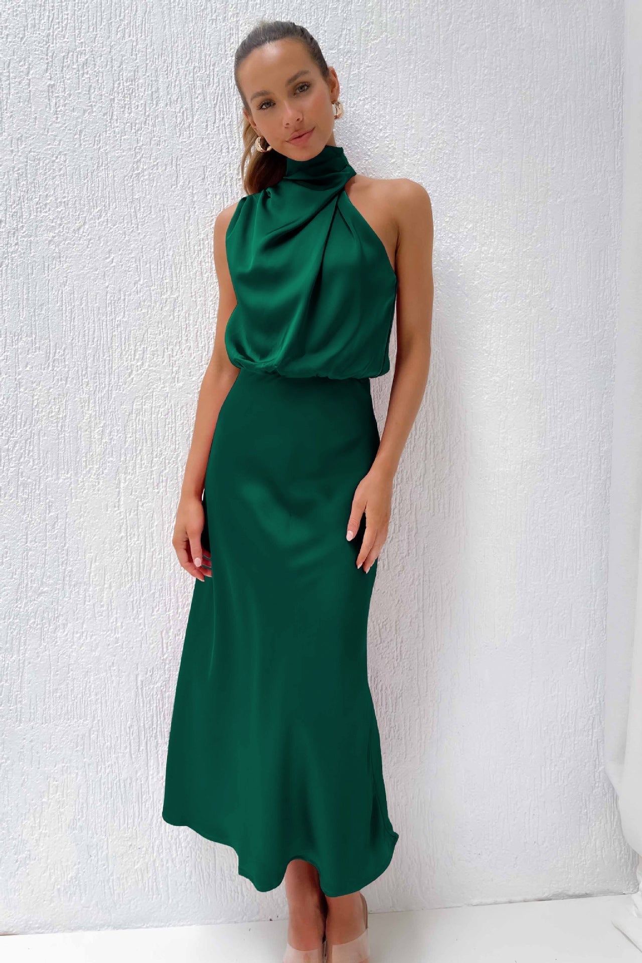 Nzmarket Valerie Long Satin Halter Neck Dress – Elegant Formal Evening Wear