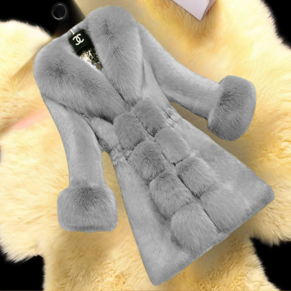 GIUSEPPINA - Luxury Fluffy Women's Coat for a Sophisticated Look