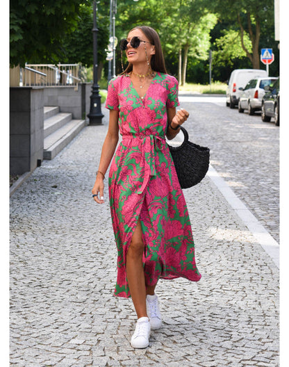 Laura - Comfortable Floral Dress
