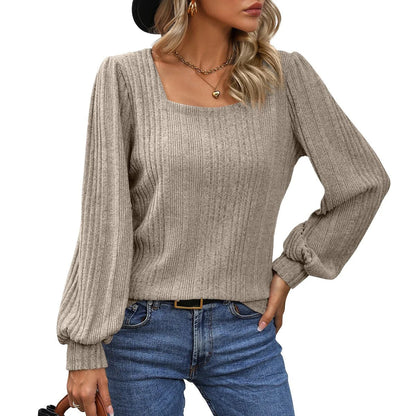 Scarlett - Trendy Top with Stylish Neckline