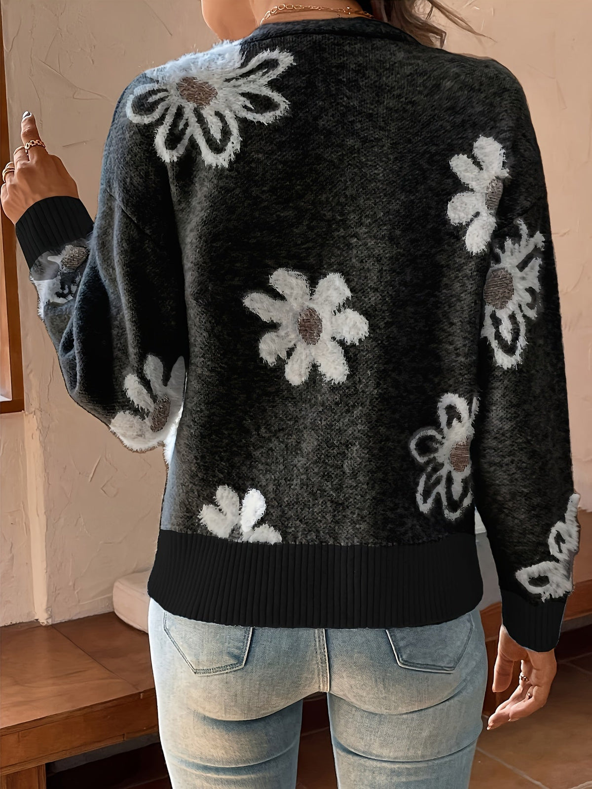 Sylvie - Cardigan Féminin Fleuri Boutonné