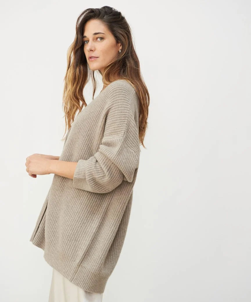 Olivia - V-neck Cashmere Cardigan