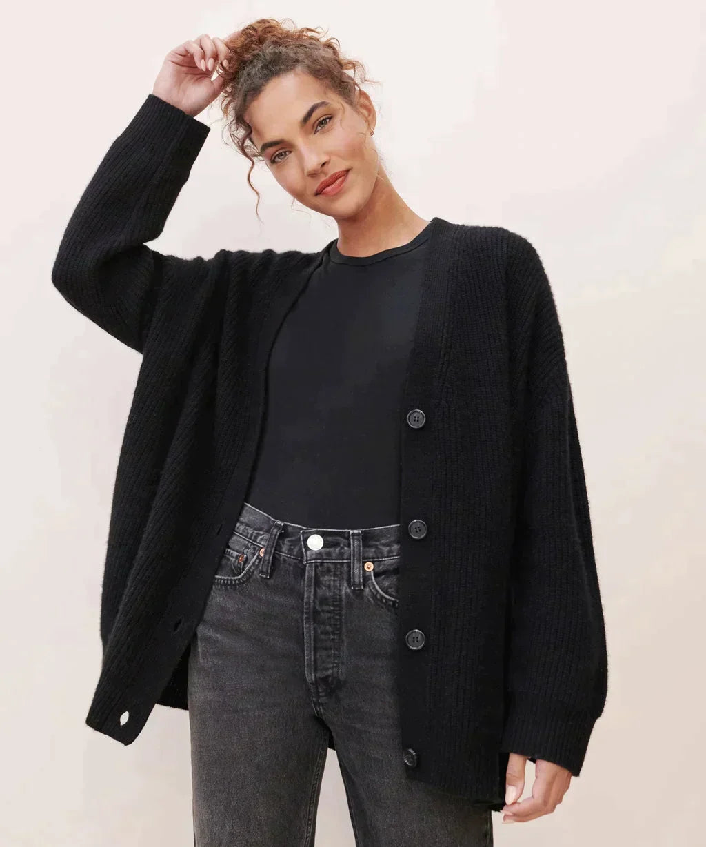 Lucy - Elegant Cashmere Cardigan
