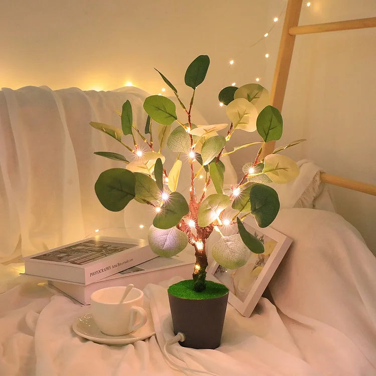 Nzmarket LED Faux Leaf Christmas Table Lamp – Warm Botanical Festive Display