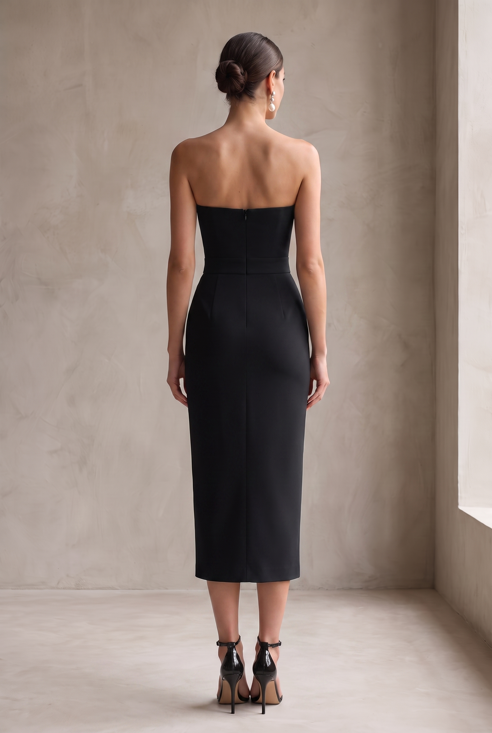 Women's Elegant Black Stretch Strapless Bodycon Midi Dress