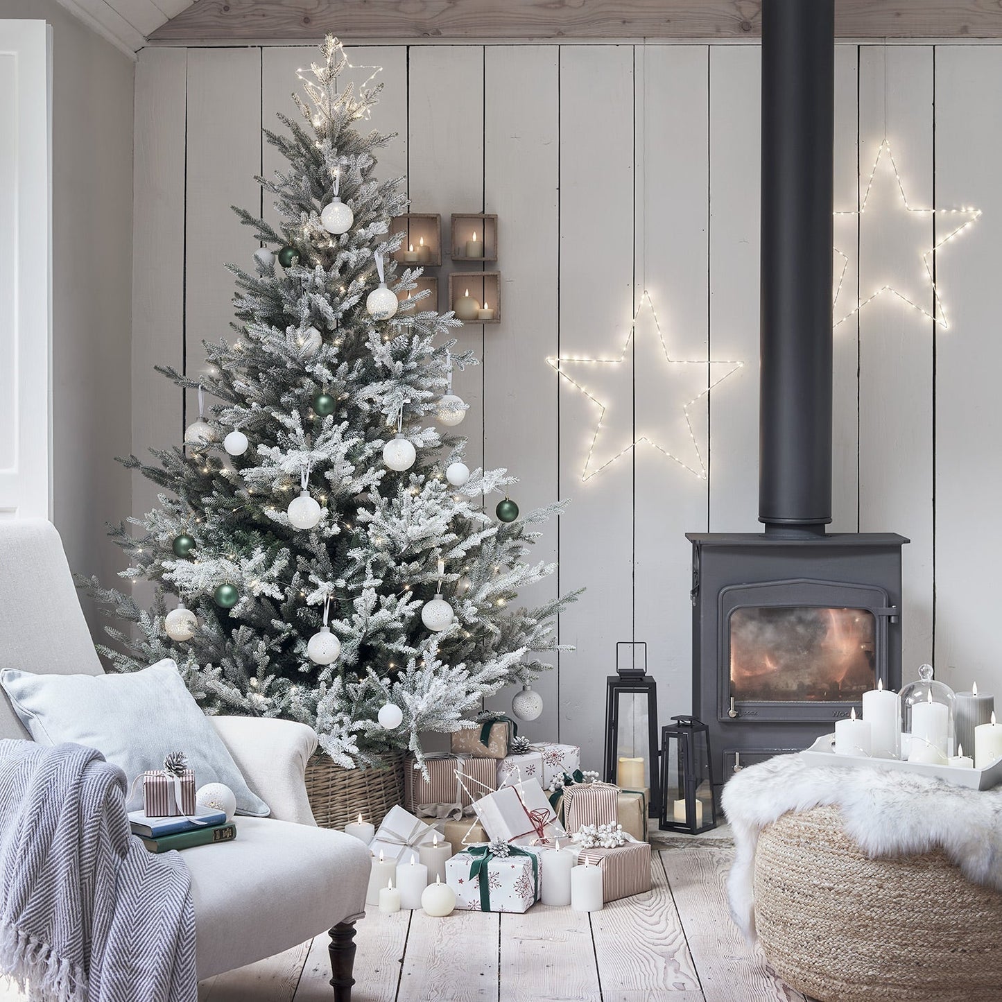 Nzmarket LED Star Christmas Window Light – Warm Glow, Indoor & Outdoor