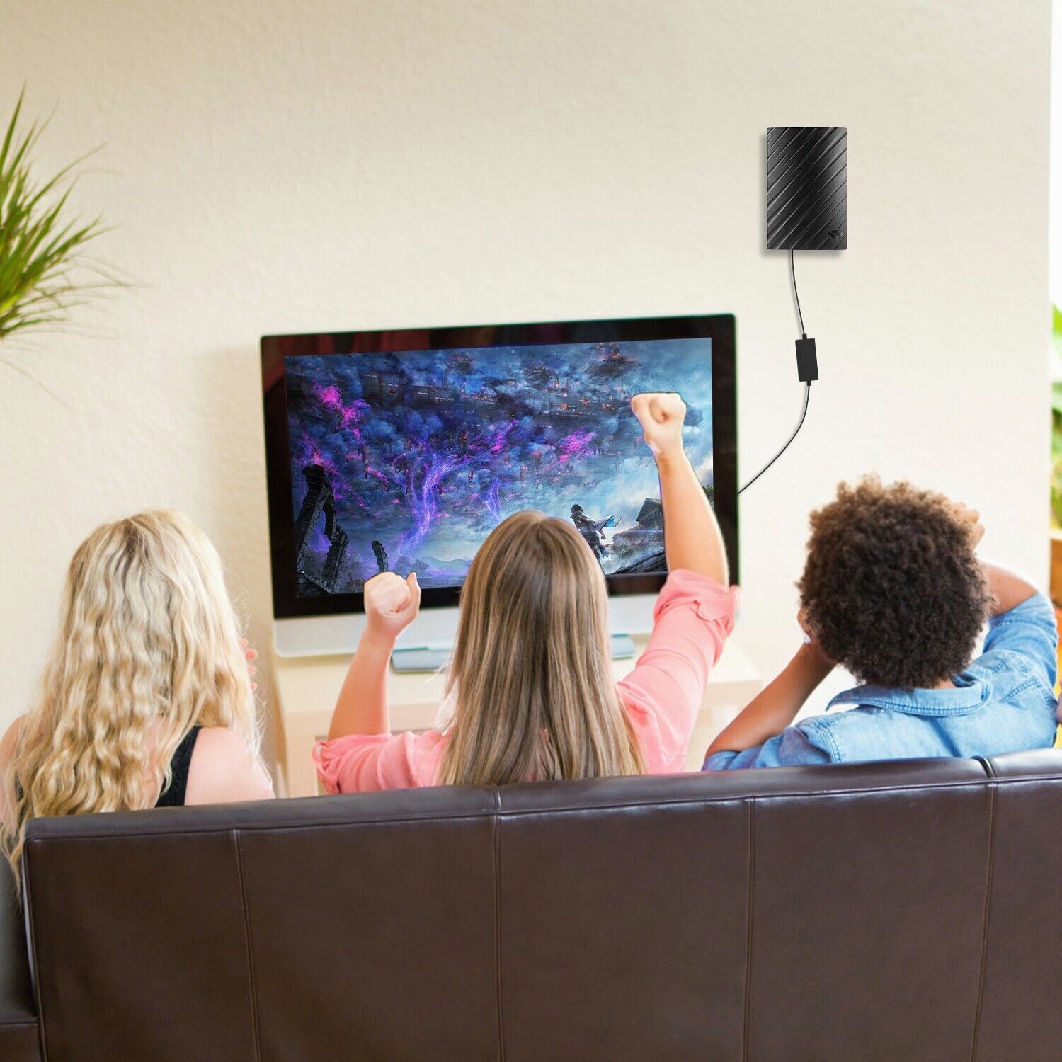Nzmarket Ultra Long-Range Indoor 4K HDTV Digital Antenna – 600 Miles