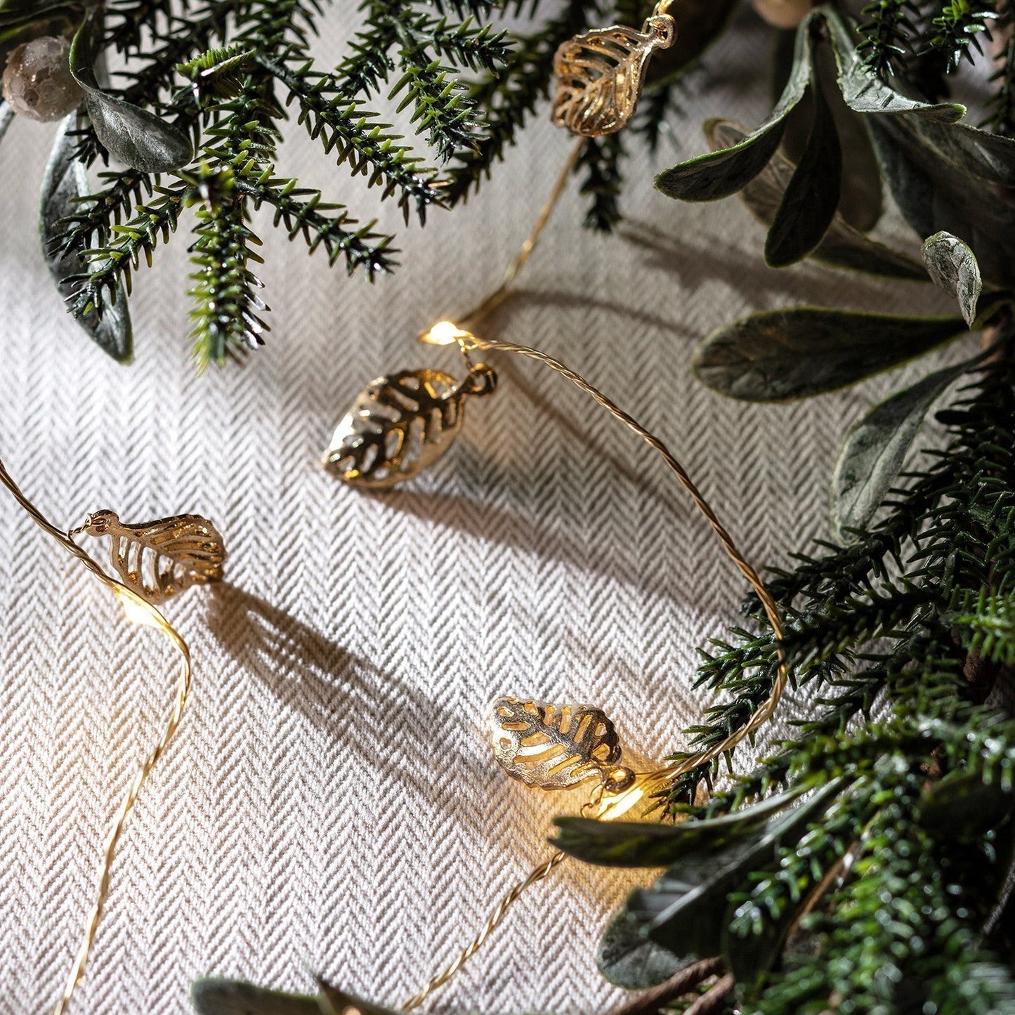 Nzmarket Gold Leaf Christmas String Fairy Lights – Warm White Indoor Glow