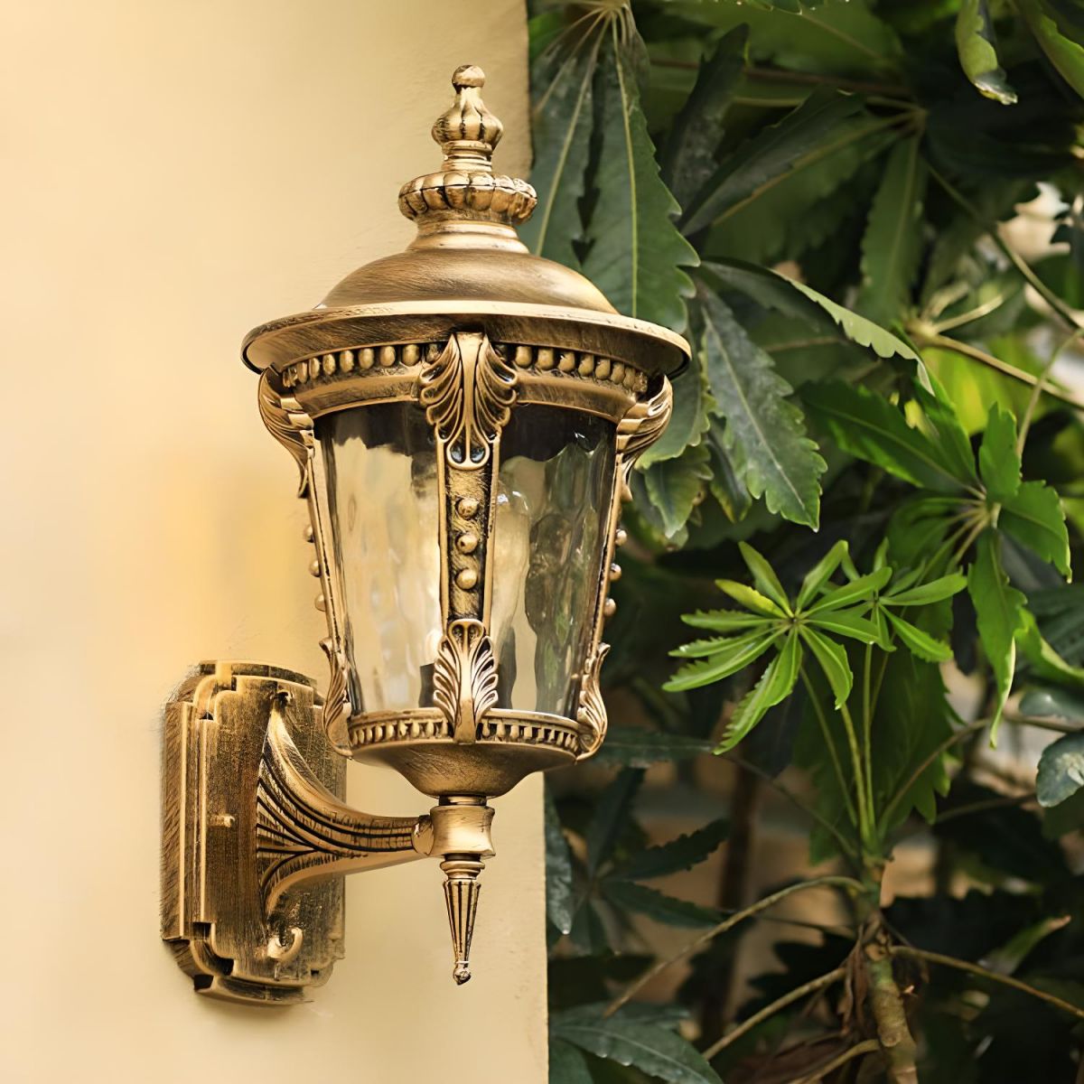 Nzmarket Vintage Outdoor Glass Wall Lantern – Aluminium & Glass