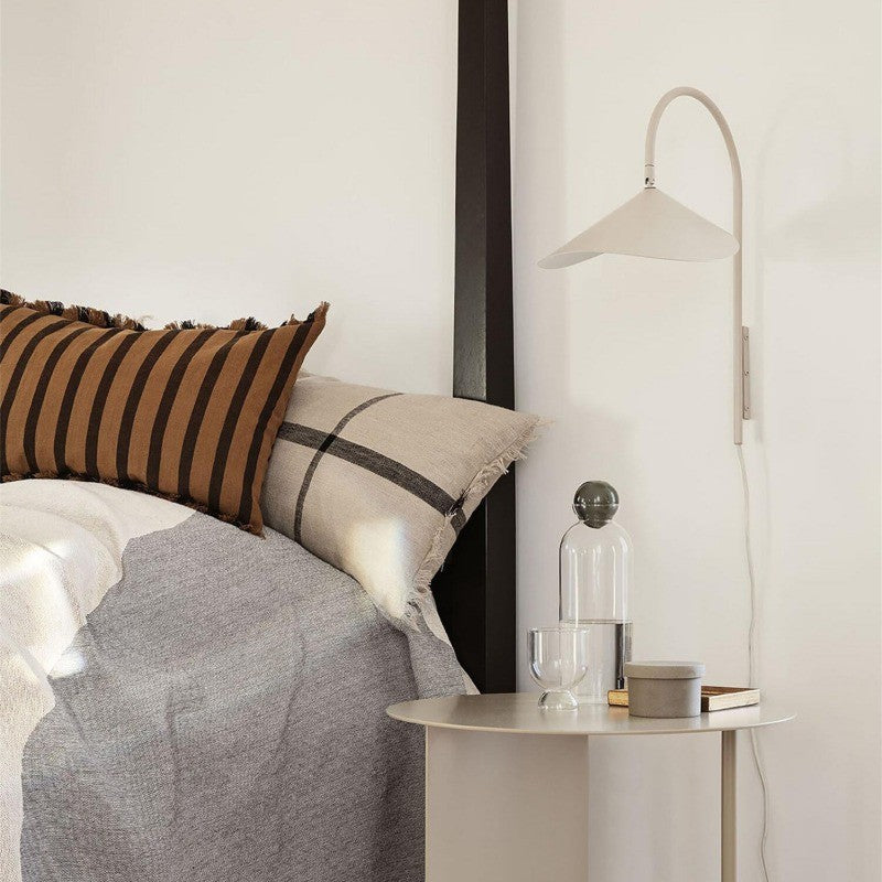 Nzmarket Modern Iron Petal Wall Light – Sculptural Shadow Art Design