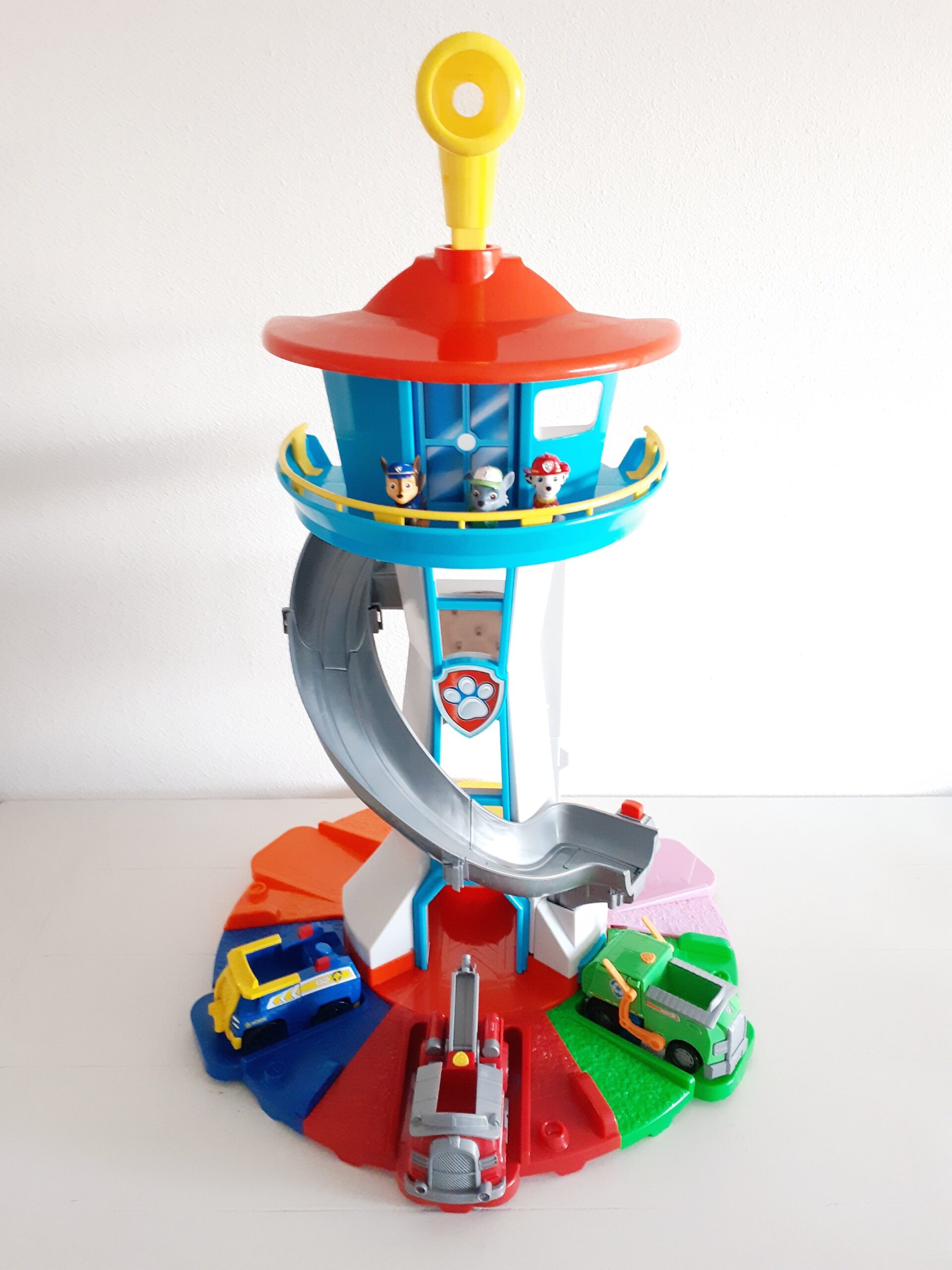 Nzmarket Lookout Tower Playset with Slide Car Ramp and Race Track Toy